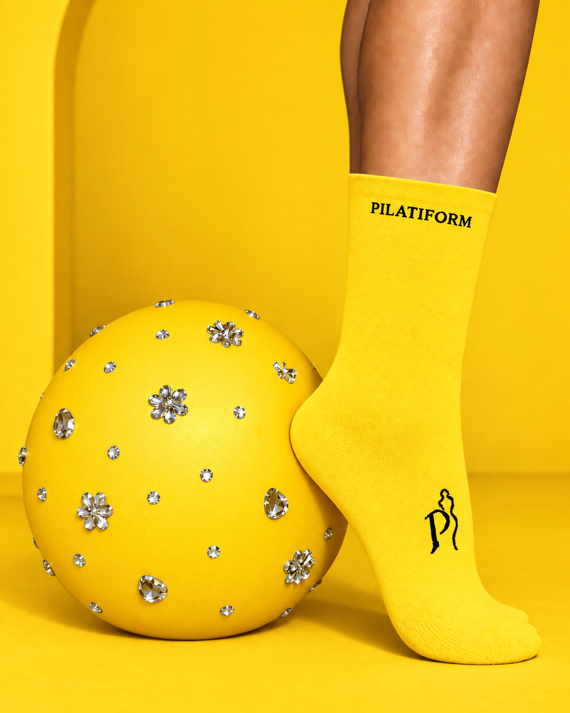 PILATIFORM Aura Grip Socks – Awakened